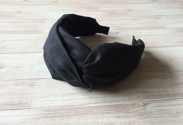 アシンメトリー　リネンのカチューシャ（クロスターバン型・ブラック）chika 2枚目の画像