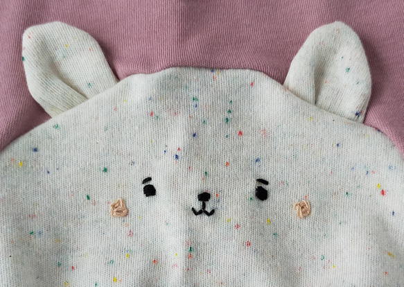 くまの刺繍のモンキーパンツ80サイズ　ピンク　お肌に優しい綿100％　０才、１才、２才で使える 3枚目の画像