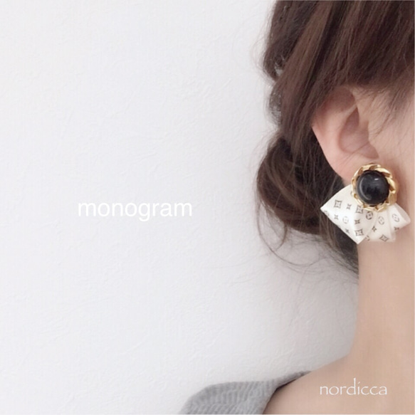 【earring】monogram- ivory 2枚目の画像
