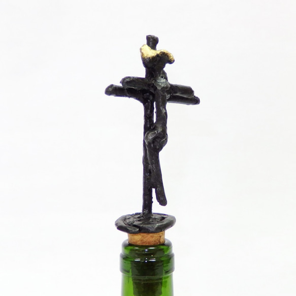 クロス、キリスト彫刻、ボトルストッパー、十字架、イエス、ワイン栓、鉄、アイロン、ギフト、プレゼント 5枚目の画像