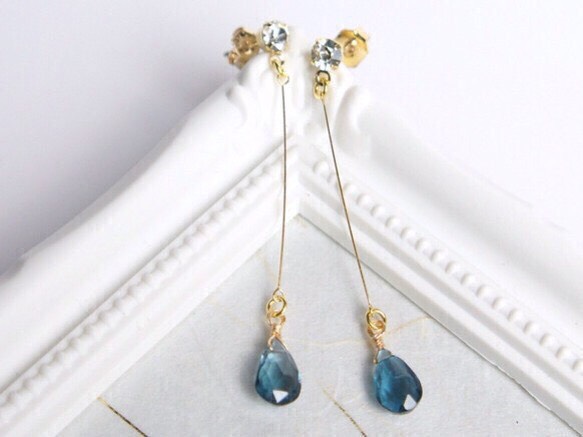 残1点作品☆ 宝石質ブルートパーズピアス　イヤリングに変更可能☺︎