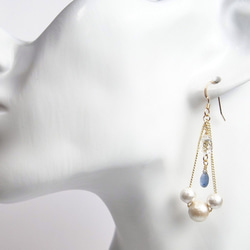 [14kgf]水晶和藍寶石棉珍珠耳環 第3張的照片