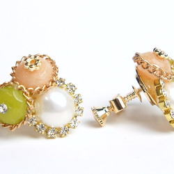 淡水珍珠與翡翠花朵寶石耳環【穿孔耳環多變】翡翠 第1張的照片