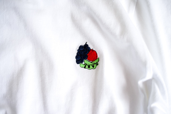 <JONNOVI>長野県産フルーツ盛りT-shirt 3枚目の画像