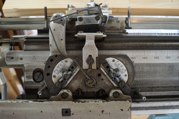 ＜Retrospective＞手横編み機　コットンリネン　ストール　ライトグレー 10枚目の画像