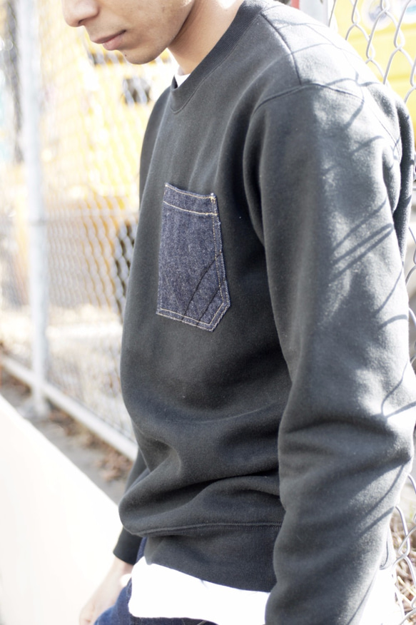 Sweat Shirts with Denim Pocket 3枚目の画像