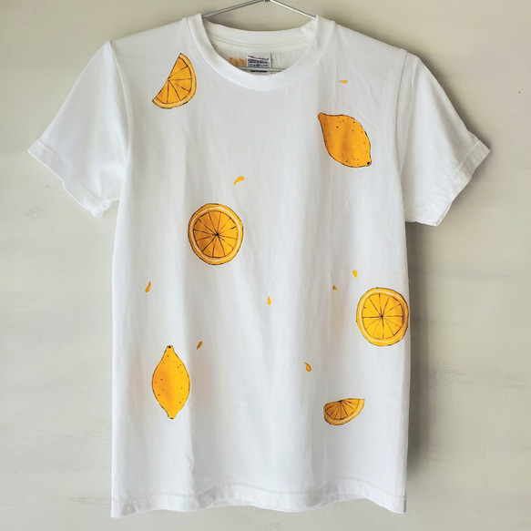 「レモン -lemon-」ペイントTシャツ 2枚目の画像