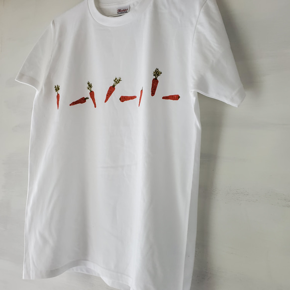 「にんじん」キッズペイントTシャツ 2枚目の画像