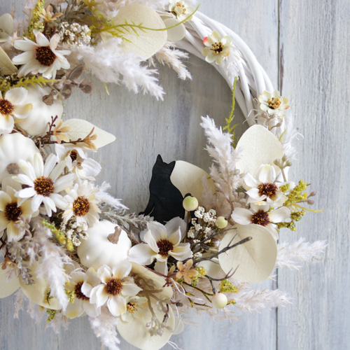 ホワイトパンプキンのアイボリー系ハロウィン造花リース ホワイトパンプキンのアイボリー系ハロウィン造花リース