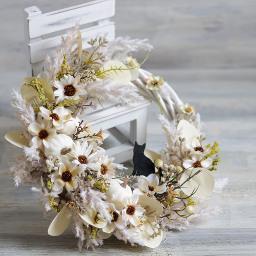 ホワイトパンプキンのアイボリー系ハロウィン造花リース ホワイトパンプキンのナチュラルハロウィンリース/ナチュラル