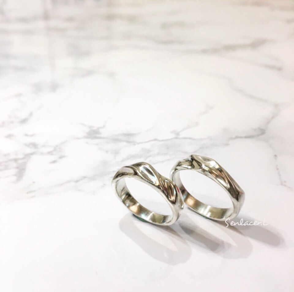 925シルバーリップルのリング