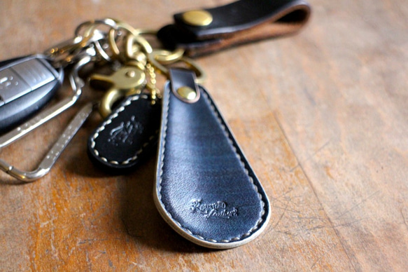 "INDIGO" Shoehorn Keyring レザーシューホーンキーリング 1枚目の画像