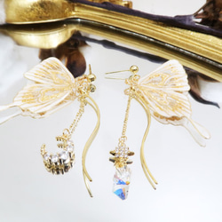 Miss Paranoid 偏執狂小姐 透白金箔蝴蝶樹脂耳環 925銀/鋼針 第2張的照片