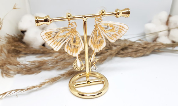 Miss Paranoid 偏執狂小姐 透白金箔蝴蝶樹脂耳環 925銀/鋼針 第6張的照片