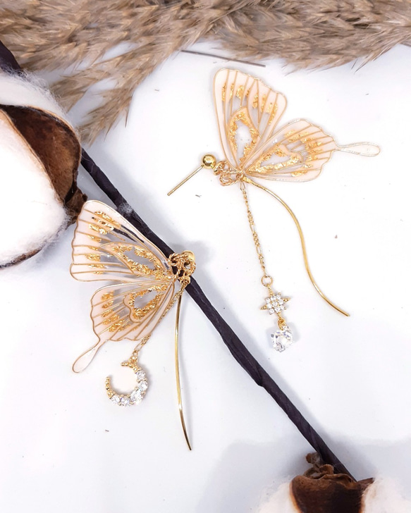 Miss Paranoid 偏執狂小姐 透白金箔蝴蝶樹脂耳環 925銀/鋼針 第7張的照片