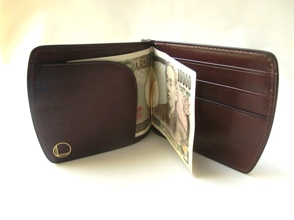 錢夾（鈔票剪刀）皮革錢包 靈動款式，也適合商務。波爾多 第5張的照片