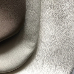 本革トートバッグL：黒薔薇　シンプル軽量 9枚目の画像