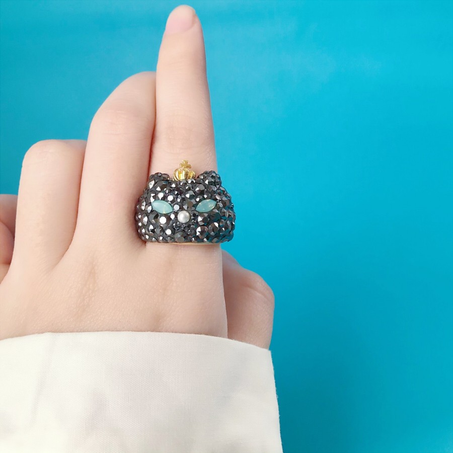 swarovski ring《黒猫の王様》