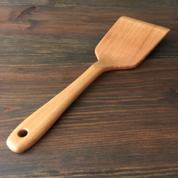 木のフライ返し　山桜 2枚目の画像