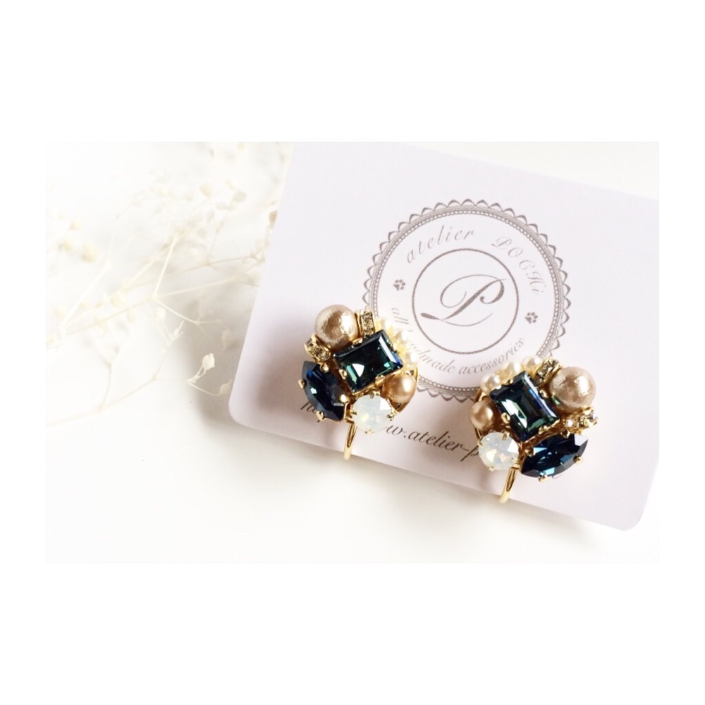 SWAROVSKI®・crystal bijoux earring