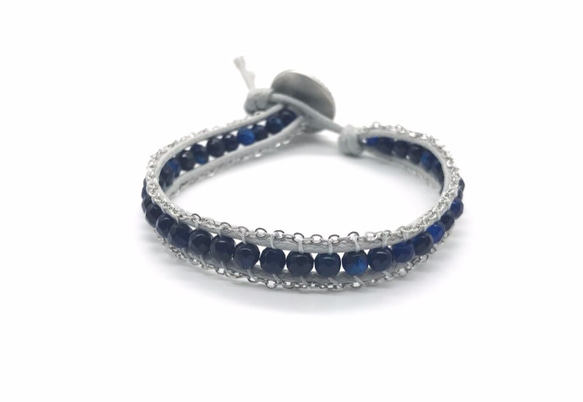 wrap bracelet with beads and charms(單圈銀灰手環) 第1張的照片