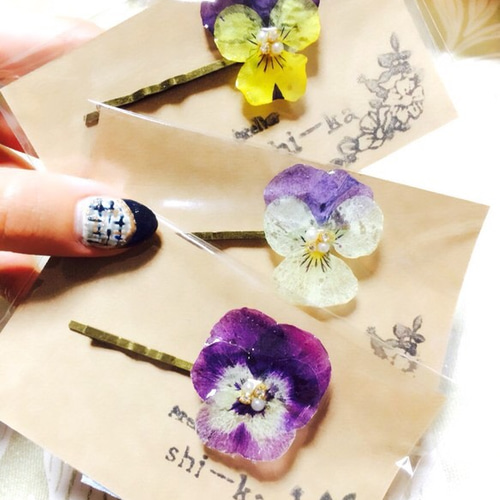 1700円 ビオラ あじさい 髪飾り 1700円 ビオラ あじさい 髪飾り