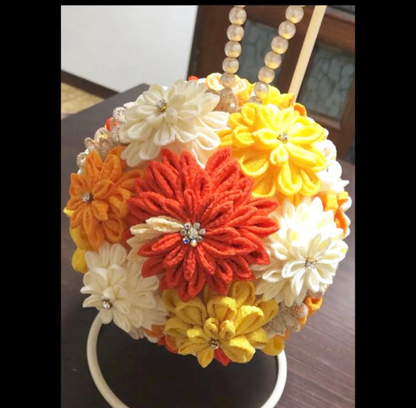 1点もの 試作品 鞠風ちりめん細工ボールブーケ ブーケ with_yoooou 