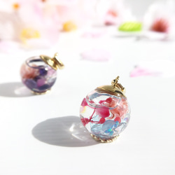 晴桜〜 天然石とかすみ草の ガラスドーム ネックレス 桜 春色 ハーバリウム ホワイトデー 2枚目の画像