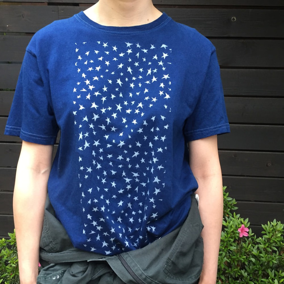 藍染Tシャツ (ほし) 3枚目の画像