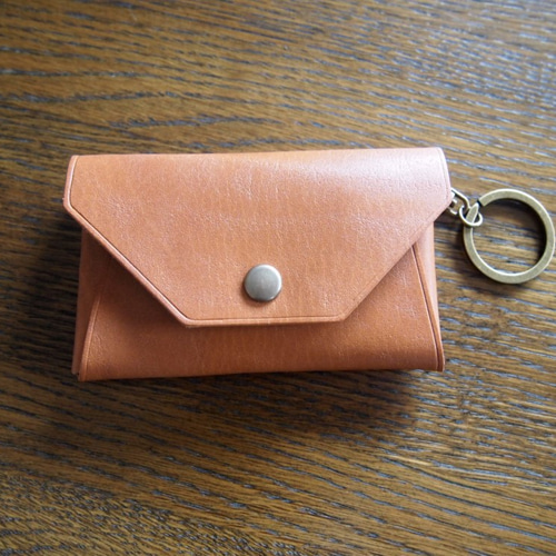 カードケースキーホルダー ヌメ革キャメル 名刺入れ・カードケース