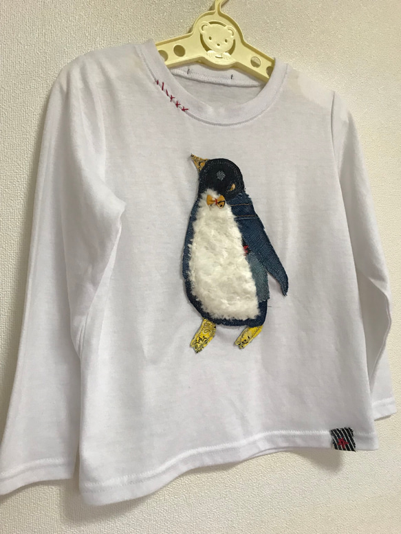【送料無料】デニム リメイク ハンドメイド キッズ 110cmTシャツ サンプル×ペンギンモチーフ 3枚目の画像