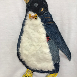 【送料無料】デニム リメイク ハンドメイド キッズ 110cmTシャツ サンプル×ペンギンモチーフ 4枚目の画像
