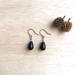 【再販】Black Onyx ドロップ ピアス/チタンフック 3枚目の画像