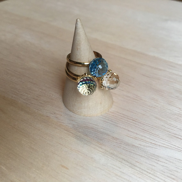 【SALE〜12/30まで】Sea blue SWALOVSKI ring/フリーサイズ・ピンキーリング 3枚目の画像