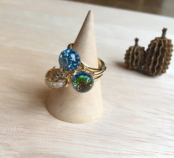 【SALE〜12/30まで】Sea blue SWALOVSKI ring/フリーサイズ・ピンキーリング 4枚目の画像