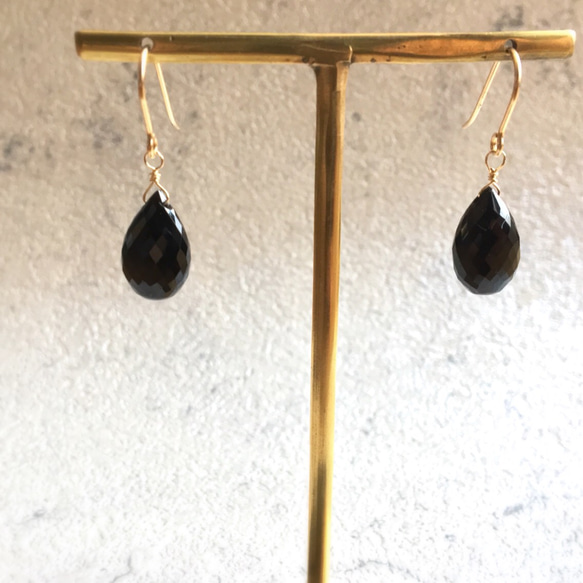 [八月生日石] 美麗的“黑色尖晶石”吊墜耳環/耳環 第5張的照片
