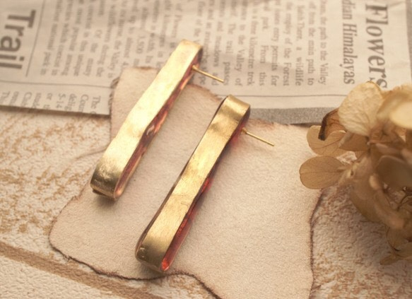 アンティークかすみ草 棒型ピアス 2枚目の画像