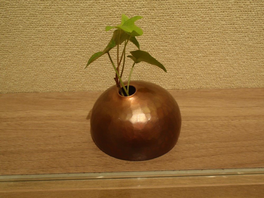 銅製一輪挿し 一輪挿し・花瓶・花器 same 通販 4517236｜Creema(クリーマ)