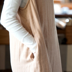 有機棉三重紗布棕色棉質 A 字連衣裙 第4張的照片