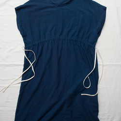 有機棉 Aizome 薄款平紋側邊緞帶連衣裙 第9張的照片