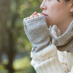 ファー付きハンドウォーマー【OrganicCotton裏起毛ニット生地】 2枚目の画像