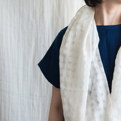 遮陽和降溫保護有機棉陰影格紋圍巾 第2張的照片
