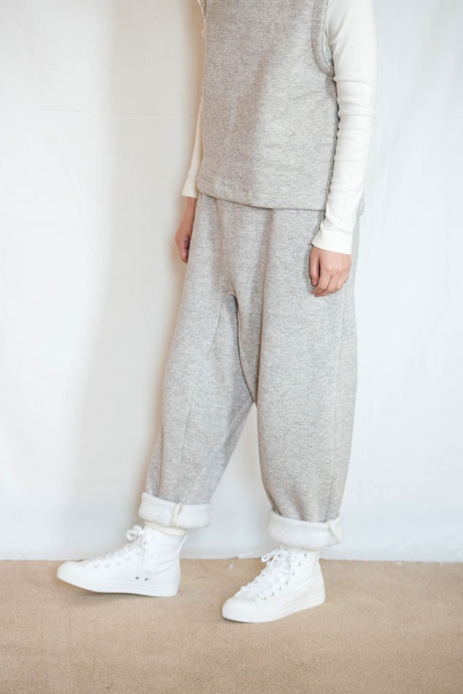 ヤク混裏起毛ニットゆったりパンツ【OrganicCottonの起毛ニット生地】