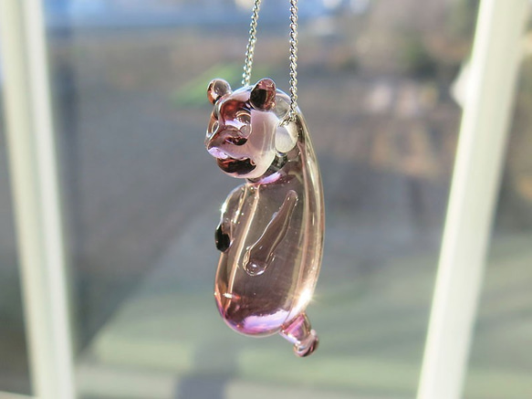 猫背玉ペンダント 2枚目の画像