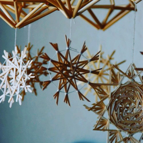 麦藁のスターヒンメリ (太陽・月・めぐる惑星) モビール Forest