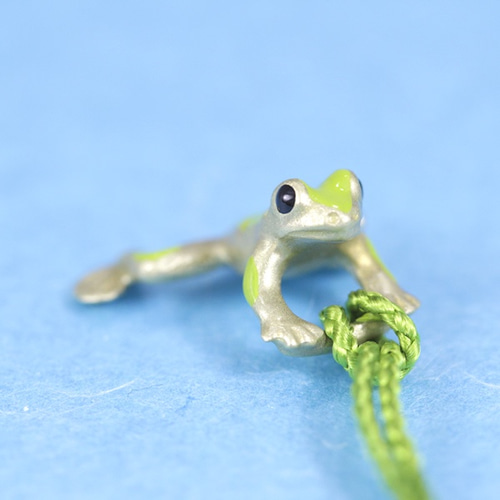 根付（黄銅）蛙 足伸 豆／かえる・カエル 和装小物（帯・半襟） 京都
