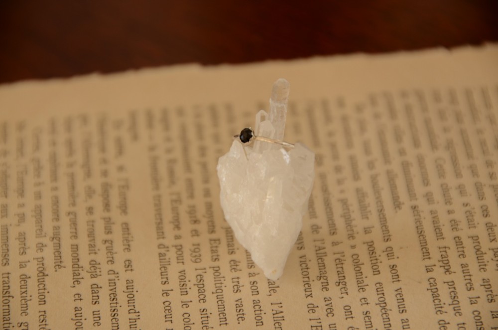 天に煌く物語〜ブラックスピネル〜