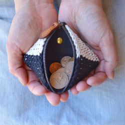 レザー 編み込みデザイン 小物入れ rag rug 小銭入れ コットン編み物と豚革 革と網の融合 斬新な