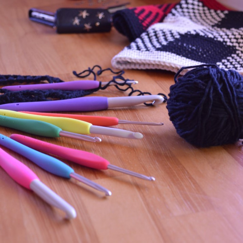 rag rug 小銭入れ コットン編み物と豚革 革と網の融合 斬新な