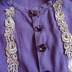 チェコの民族衣装 紫色の上着 3枚目の画像